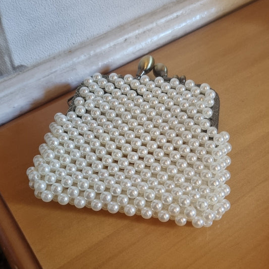 Elizabeth Pearl Clutch Purse