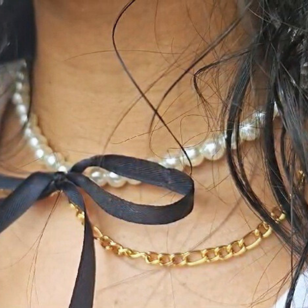 Pearl Collar Chain (with Bow)